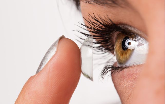 Details You Need to Know of Contact Lens Solution